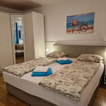 Limona Apartment *