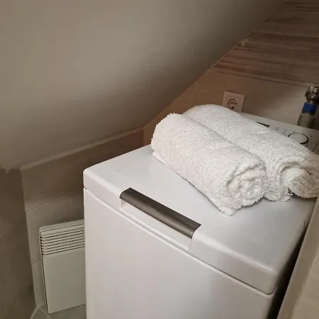 Limona Apartman *
