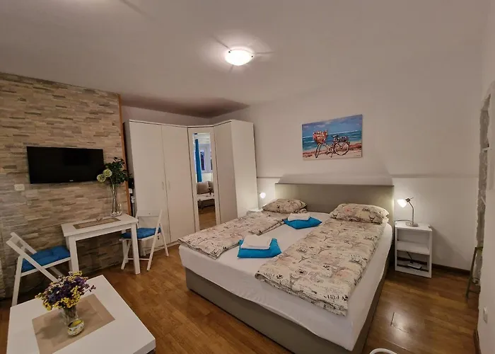 Limona Apartment